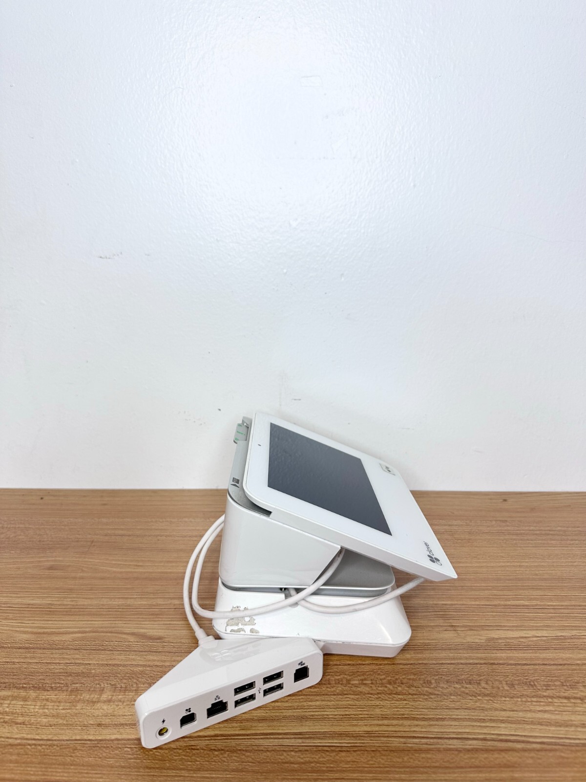 FOR CHARITY: Clover Mini Wi-Fi C300 Point of Sale System Credit Card Terminal, C