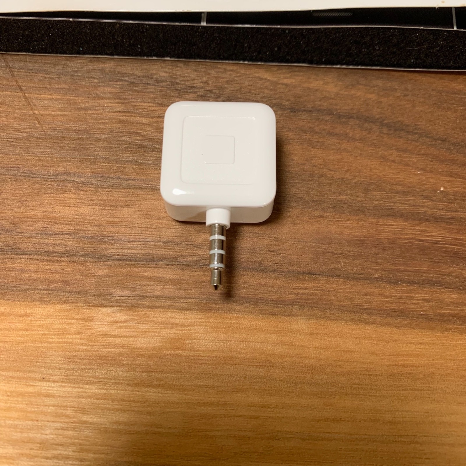 Square Reader Credit Card Reader for MagStripe Headphone Jack Open Box