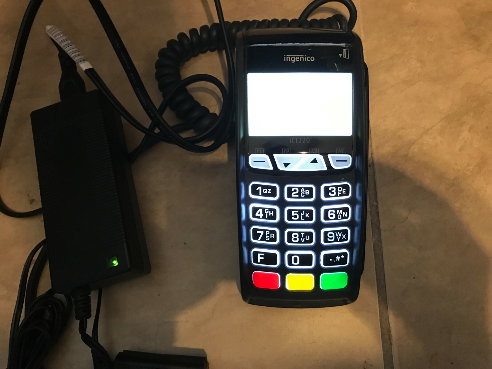 Ingenico ICT220 Credit Card Terminal CHIP Reader Great Shape w/ accessories