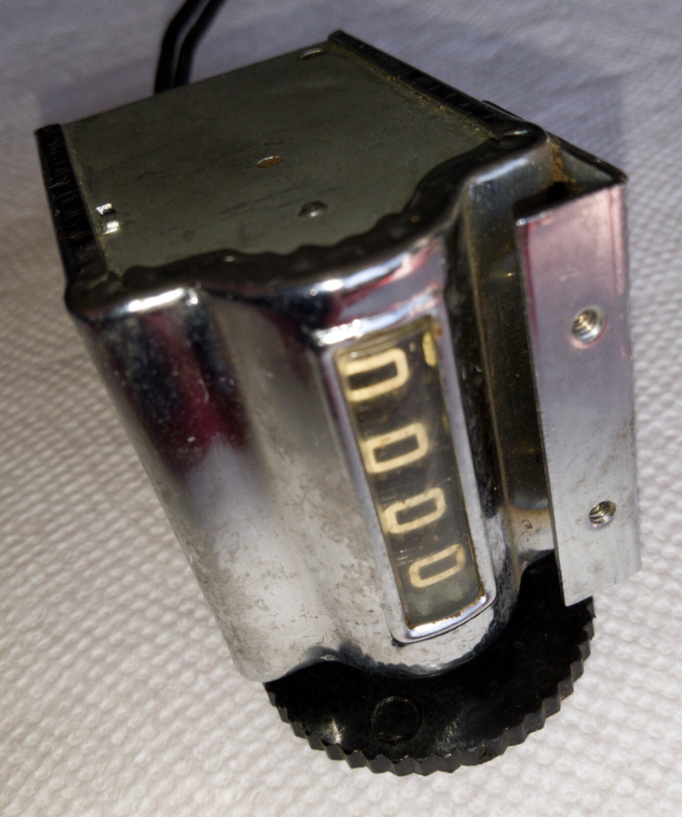 VTG 4 Digit Counter Mercury MDB-S4-115D Production Inst Co 3.4 KOhm Resistance