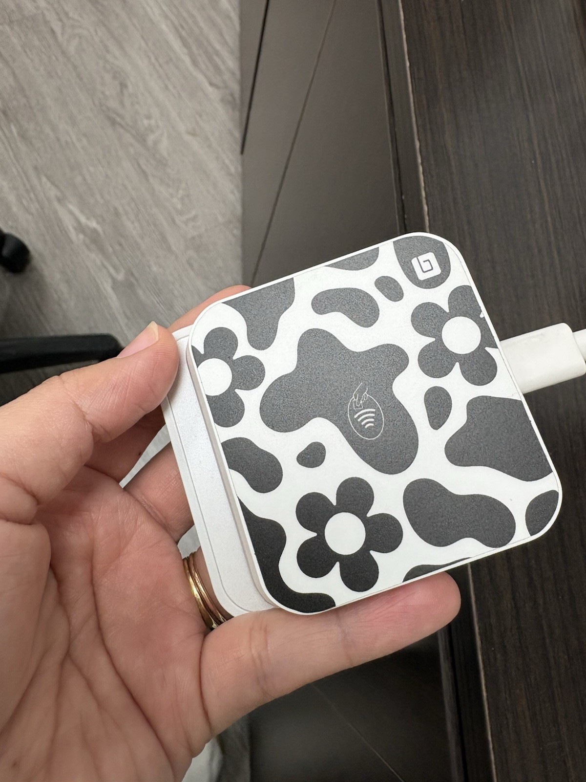 Square STRM2 Wired Credit Card Reader & Writer Floral Design Black White Pattern