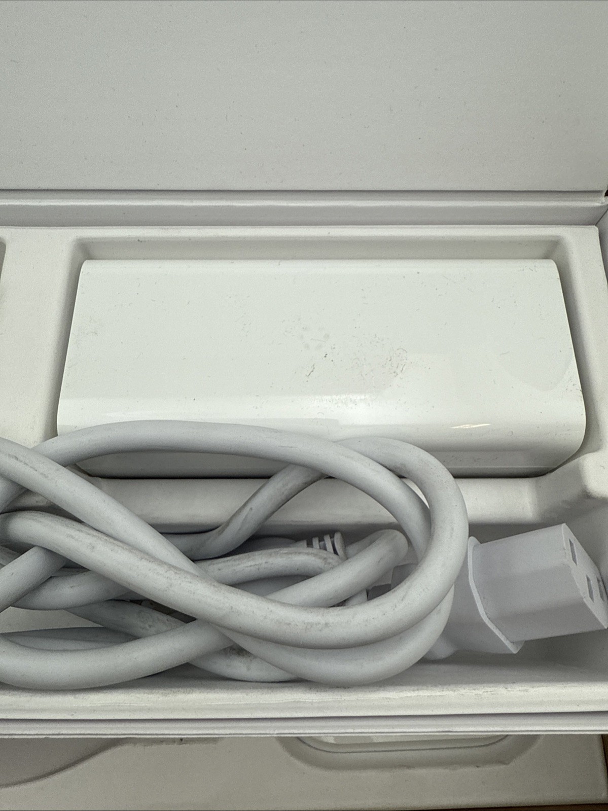 Genuine Square SPF1-01 POS Terminal Stand iPad 10.2. Power adapter Card Reader