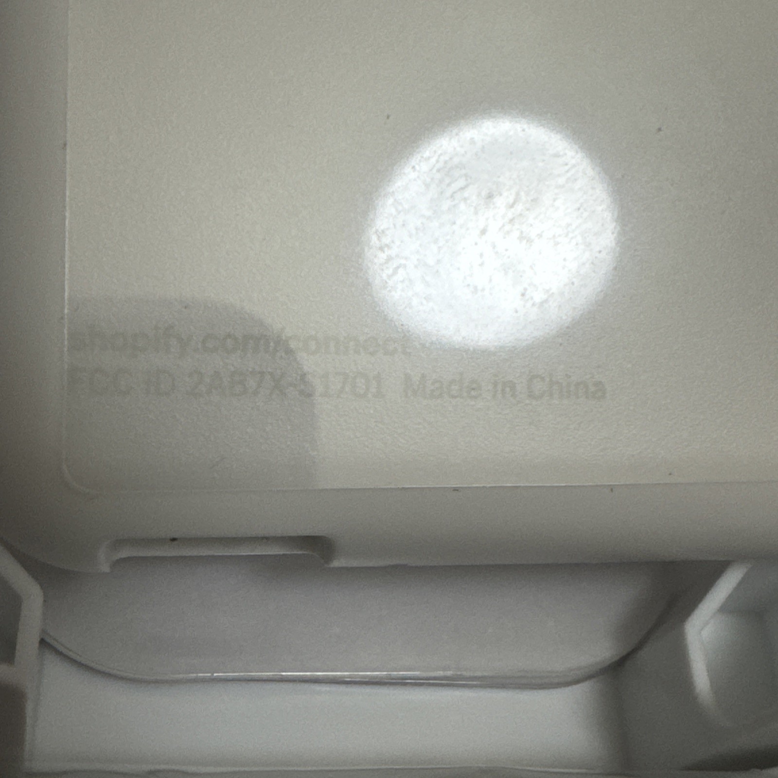 Shopify Chip & Swipe Reader – White (8541732075)