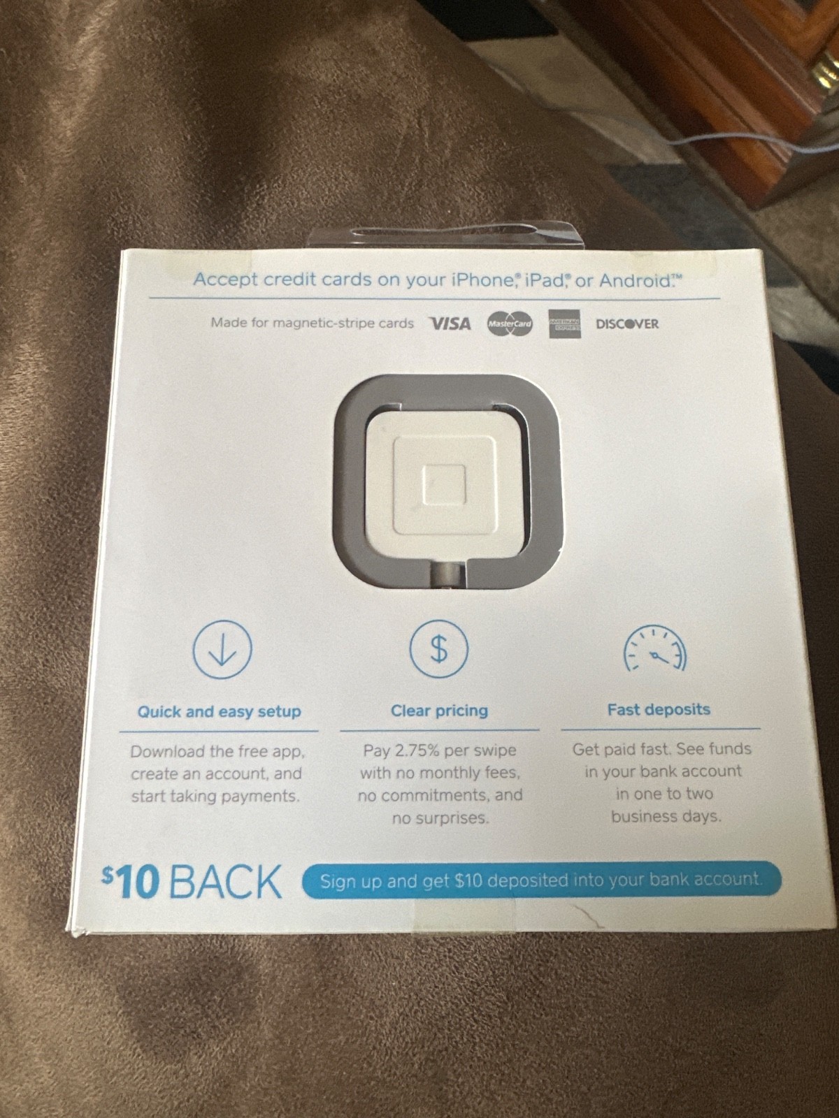 Square A-PKG-0206-01 Credit Debit Card Reader – White for Apple iPhone and…