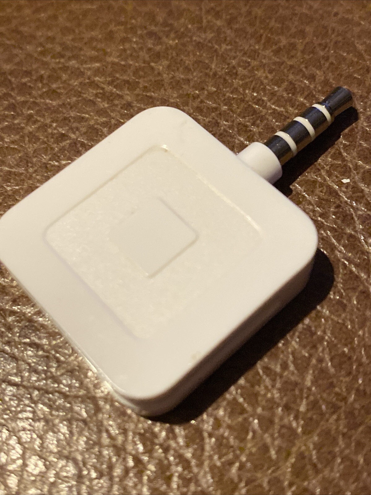 Square A-PKG-0206-01 Credit Debit Card Reader – Apple iPhone