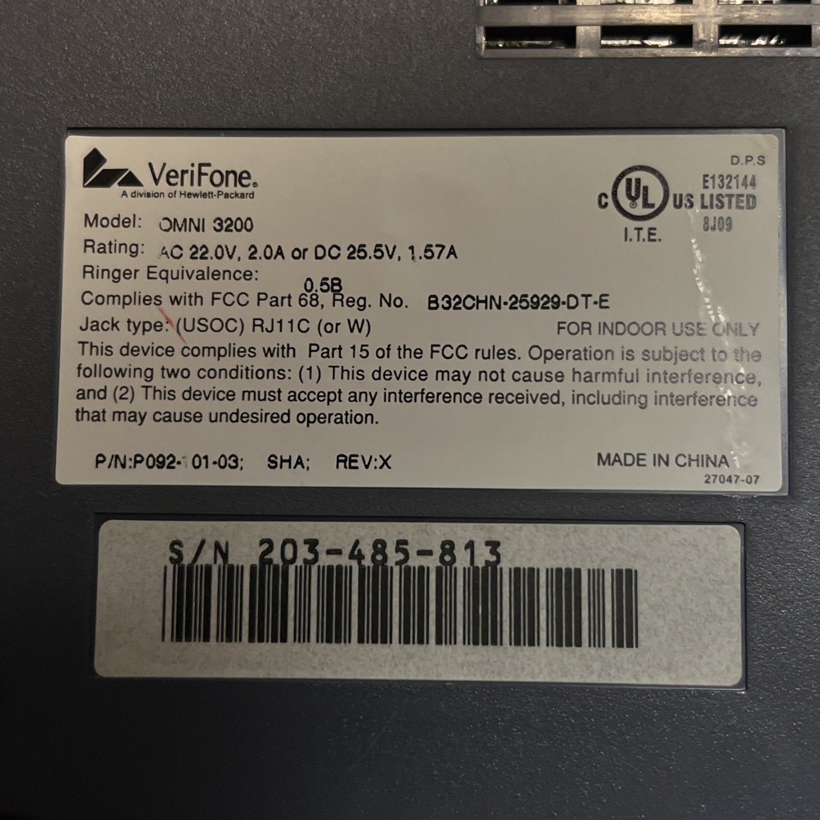 Veri-Fone, OMNI 3200 POS Terminal + (6) Paper Rolls, No Power Cable. 092-101-03