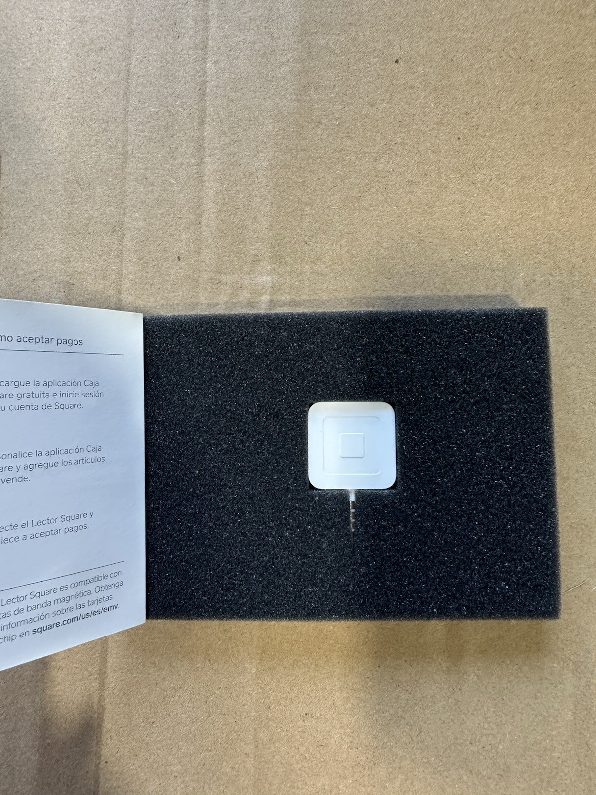 Square Credit Debit Card Reader – White for Apple iPhone and Android