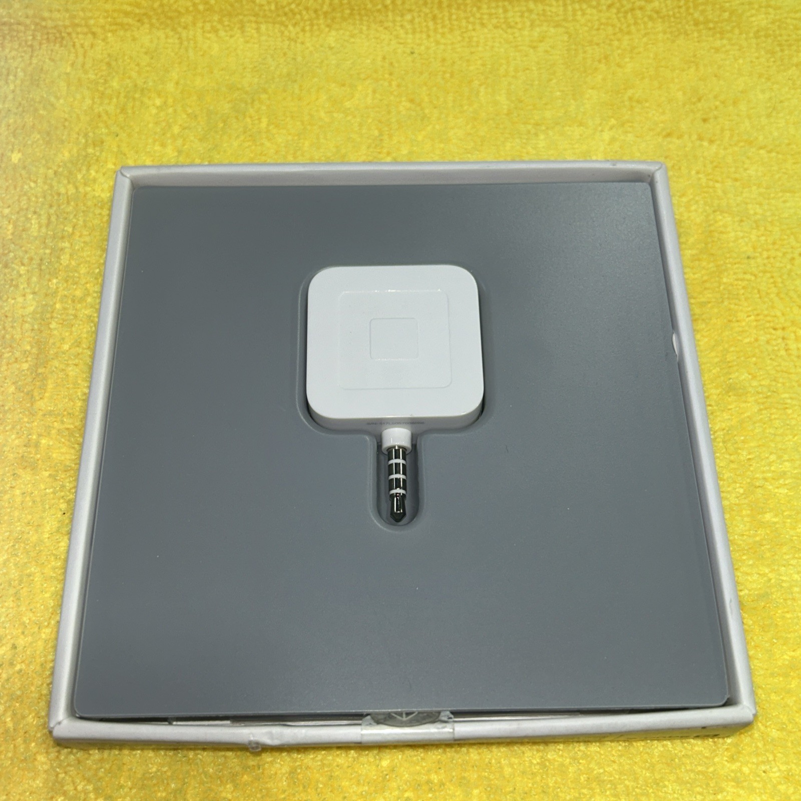 Square Reader for Magstripe 3.5 Jack !! Model SKU-0033
