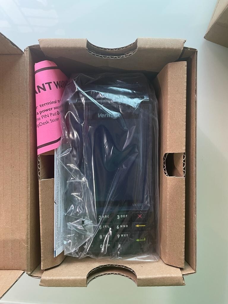 Verifone VX690 3G BT/WIFI USA 192M SC STD keypad 40MM CTLS M260-753-C6-USA-3B