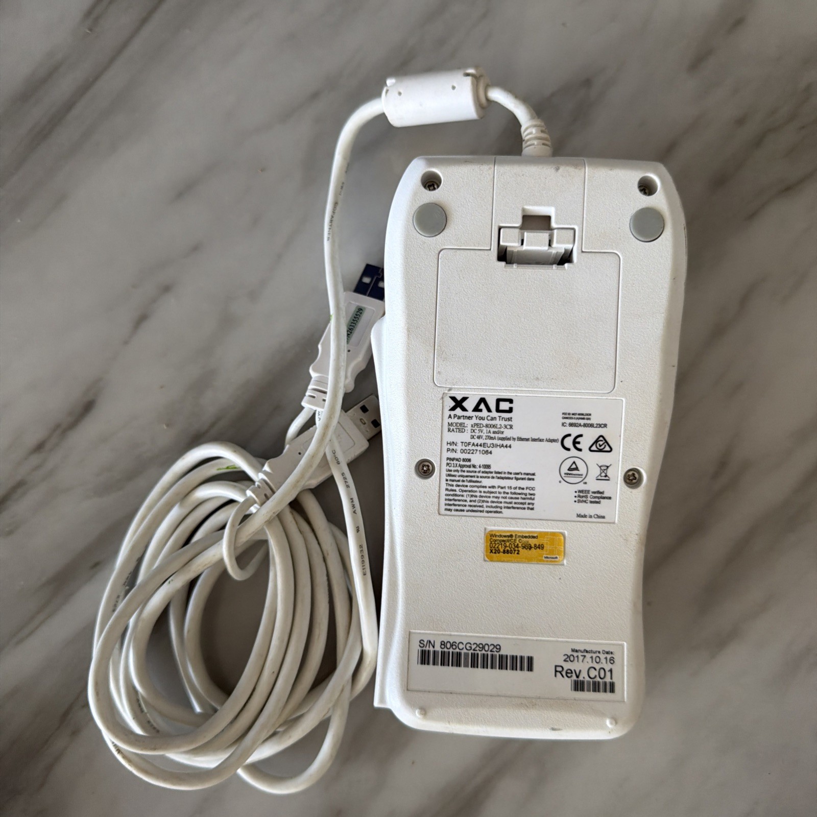 Clover 1.0 POS Station C100 And P100 With Cords And XAC Reader