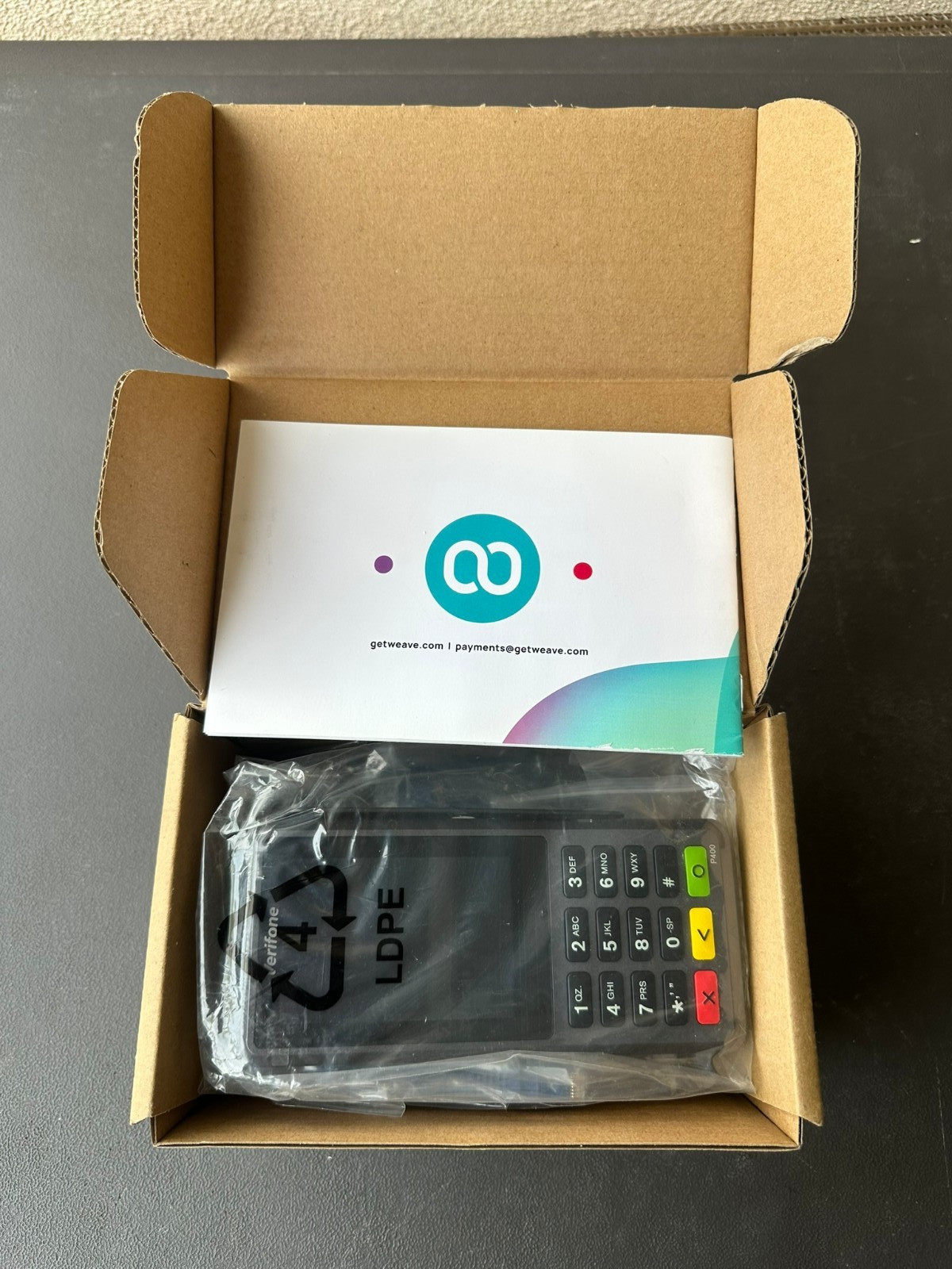 Verifone Engage P400 Plus Pinpad, Magnetic Smart NFC Reader, Full Pack+Cables
