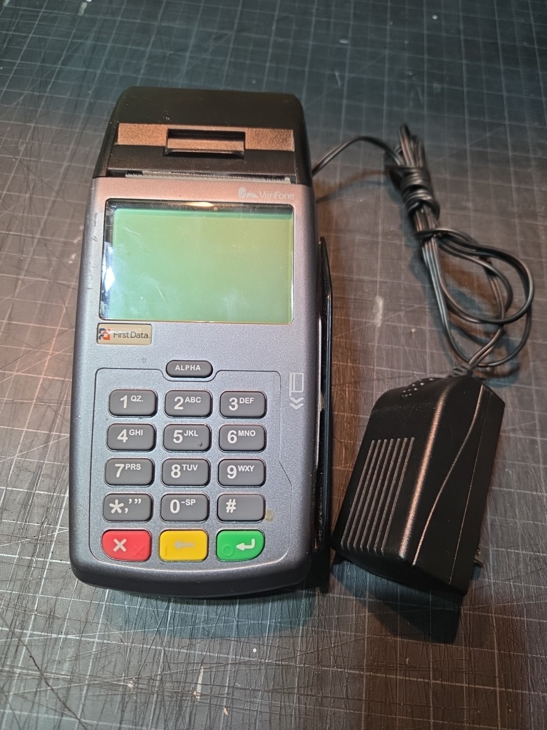 First Data FD55 Verifone Credit Card Terminal w/ Power