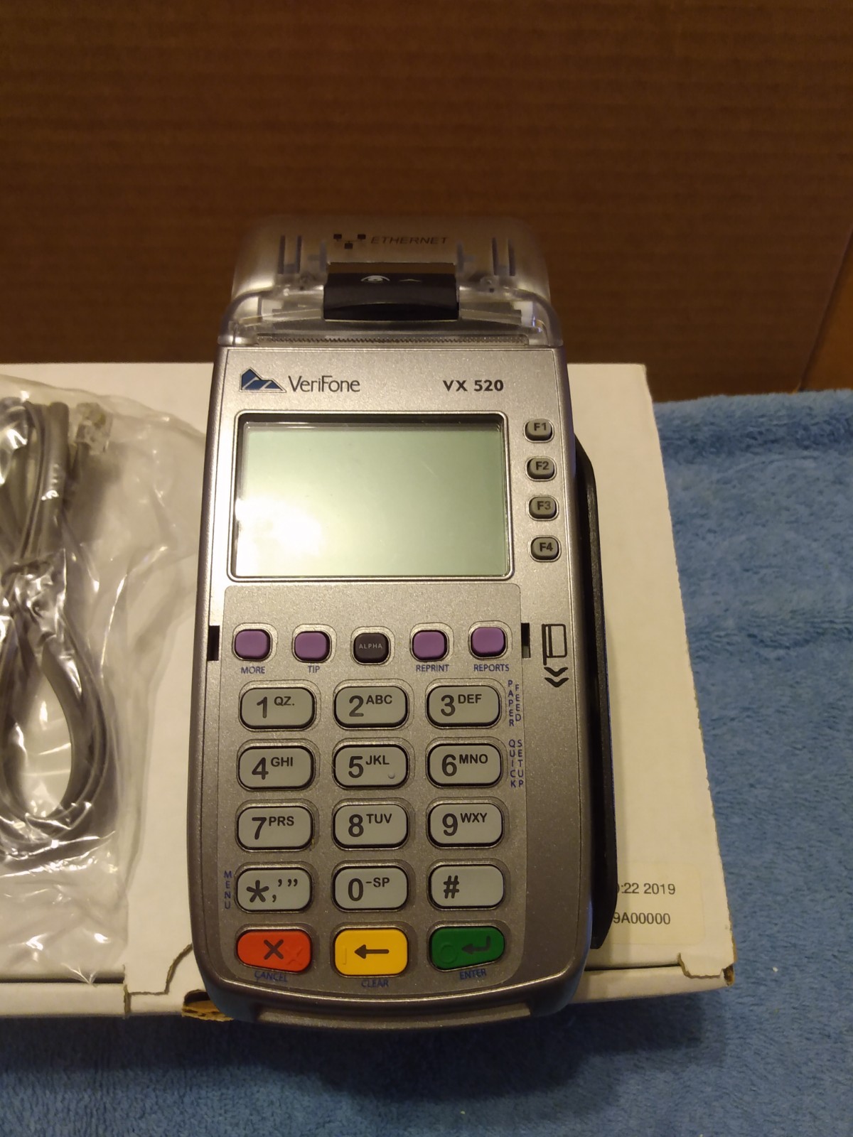 VeriFone VX 520 Card Reader With Cord