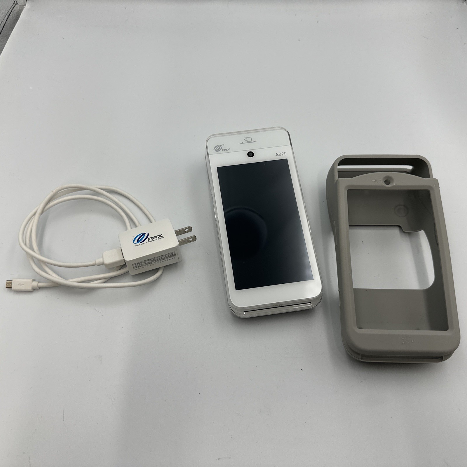PAX A920 Payment Terminal Powers On Android Smart Mobile W/cover & Cord