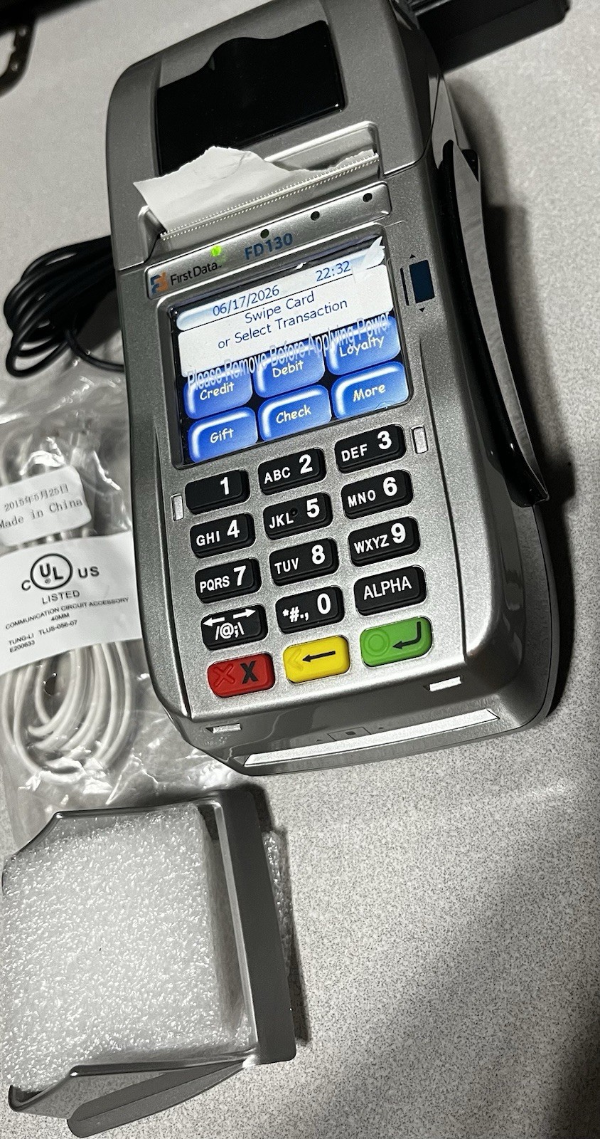 New No Box First Data FD130 Credit Card Machine Duo Method w/Power Supply, Paper