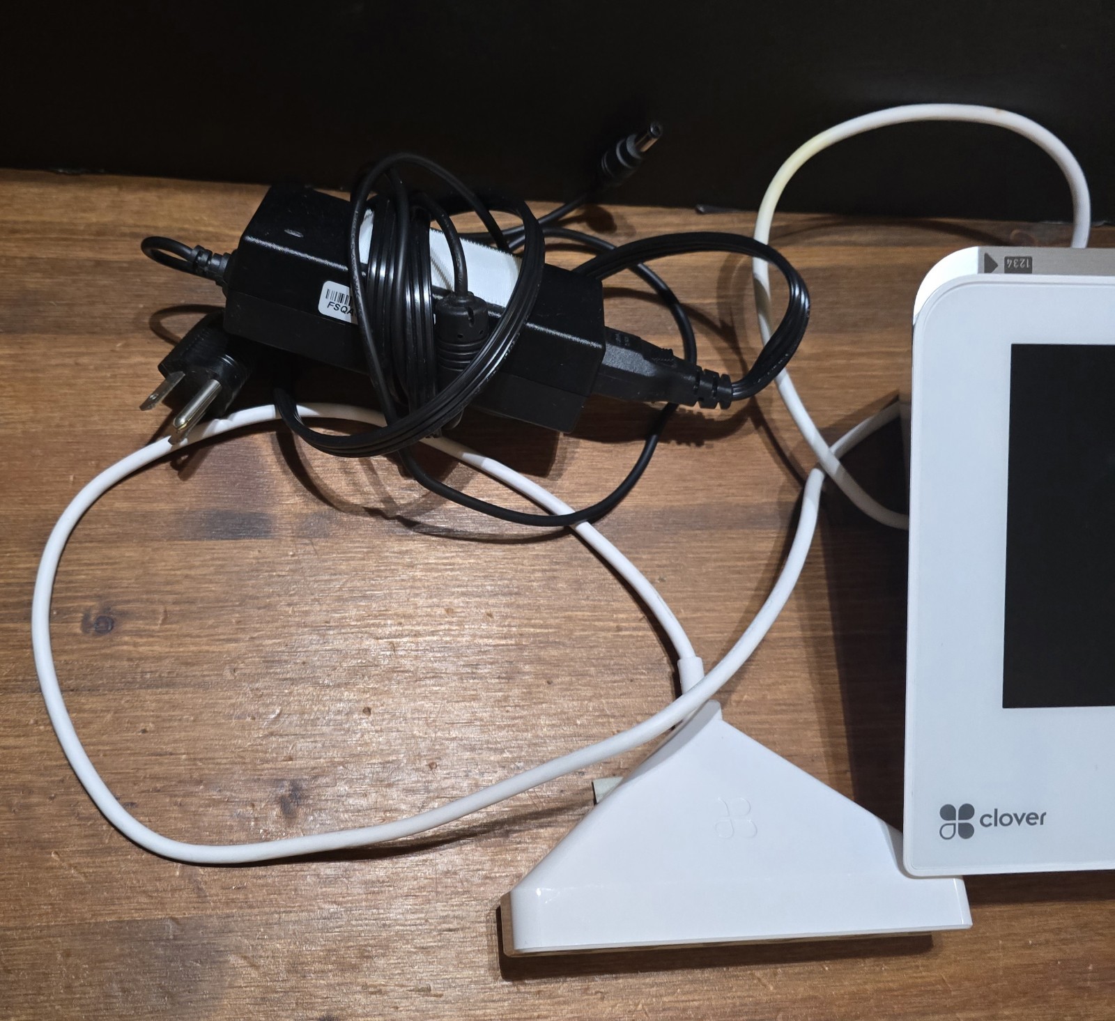 Clover Mini Wifi C300 – Card Reader / POS Point of Sale System w/ Power Supply