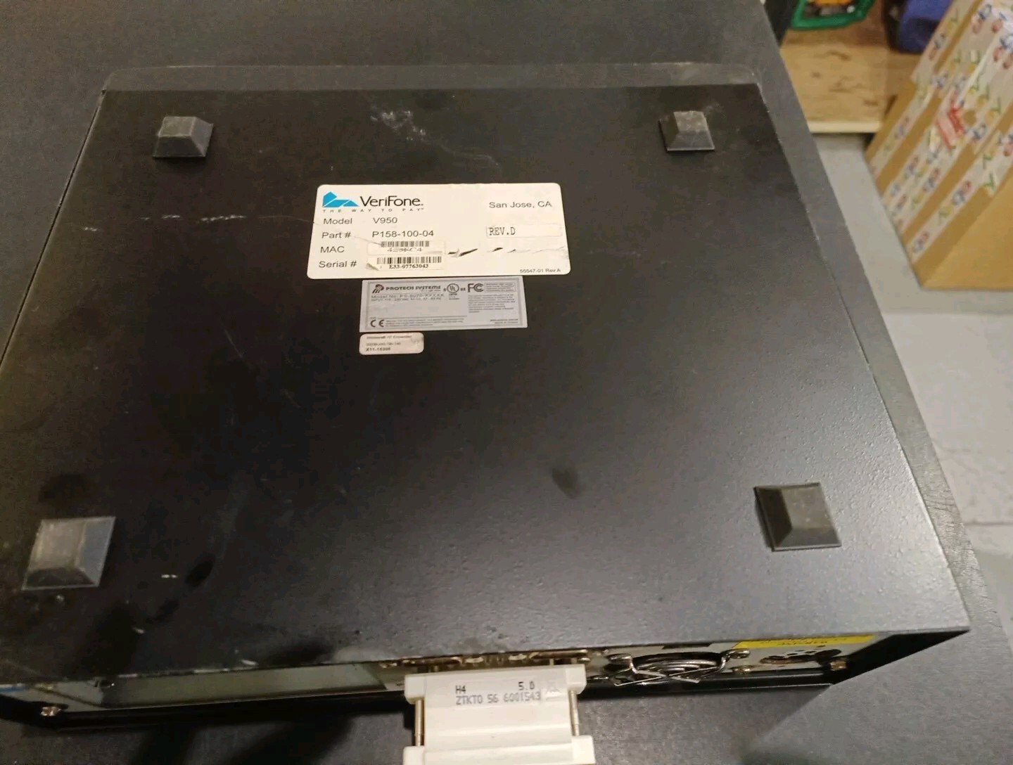 v950 VeriFone Ruby Sapphire P158-100-04 Rev D with DVD, used with warranty