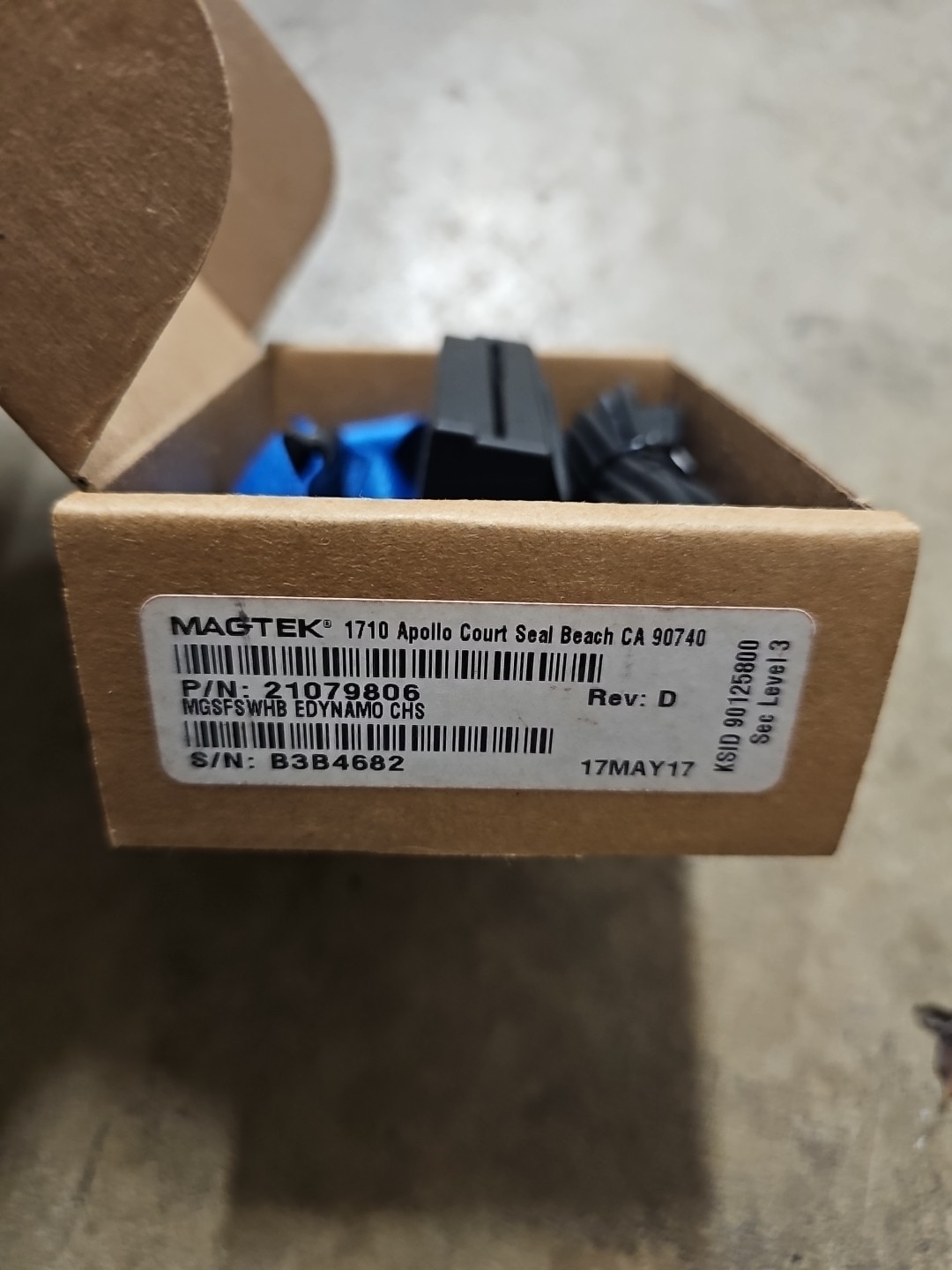 MAGTEK Stick On Bluetooth/USB Card Reader, P/N 21079806