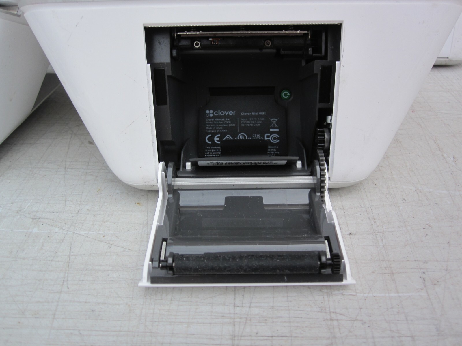 Lot 8 CLOVER C300 Mini Wifi Touchscreen POS Terminals – AS-IS Boot Loop Issue