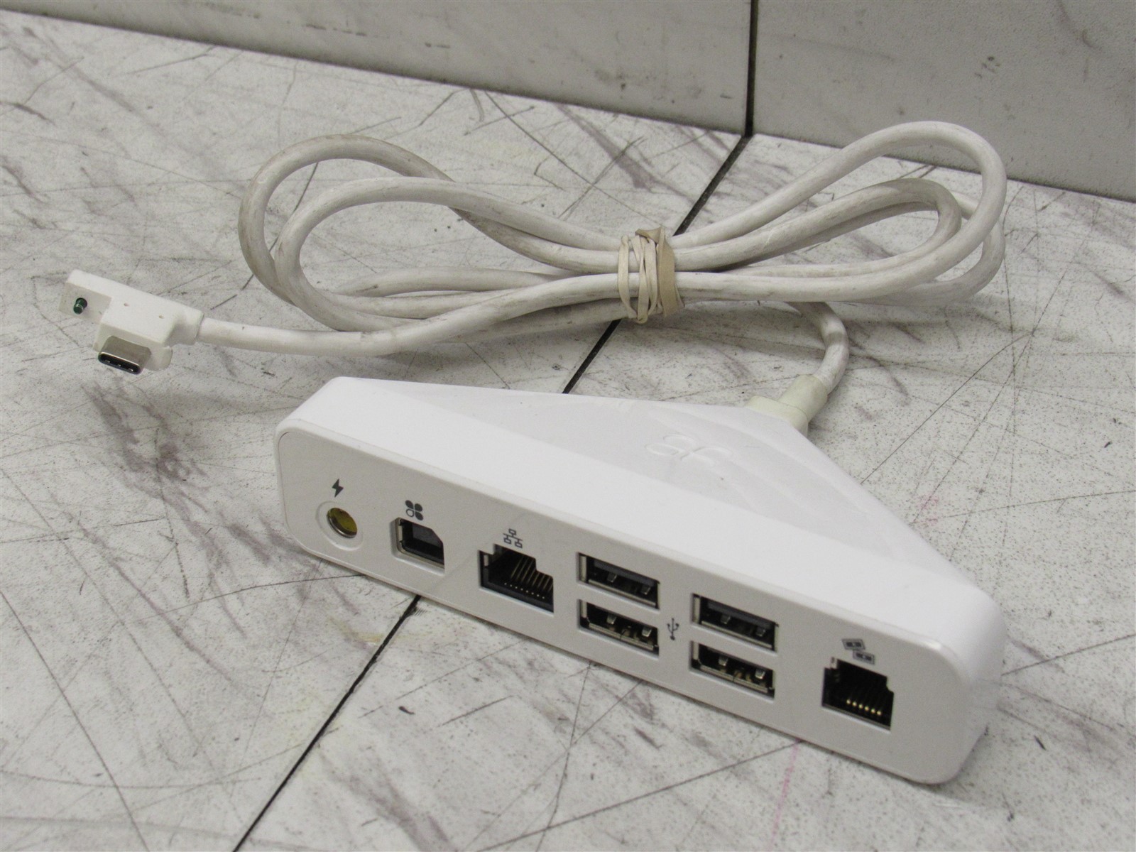 Clover Mini C300 USB-C Port Replicator Ethernet RJ45 / USB 2.0 / USB 2.0B / RJ11