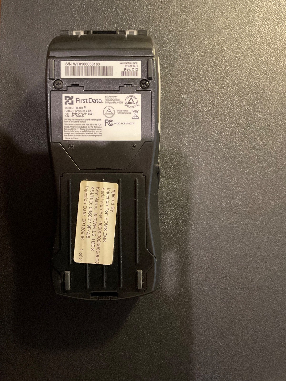 First Data FD400 TI Credit Card Terminal w/ Power Supply and paper.