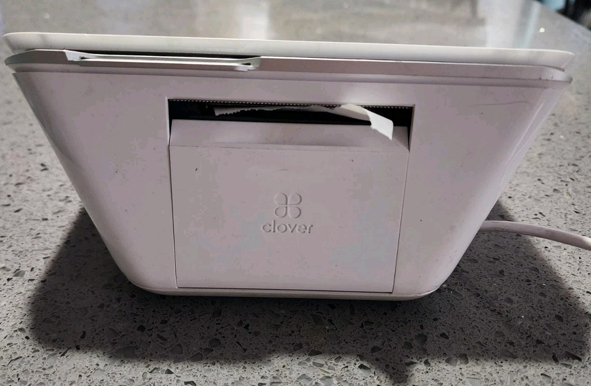 CLOVER Mini 2nd Generation C302U Credit Card Reader Please See Description