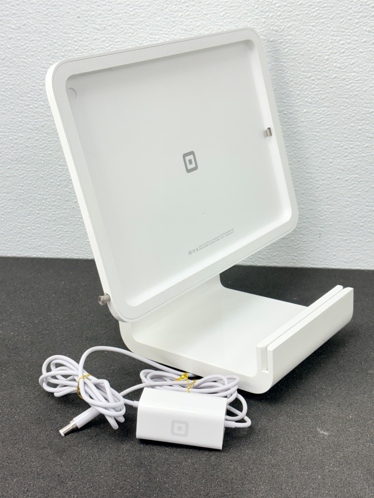 Pre Owned | Square S089 POS Terminal Countertop Dock w Pwr Adptr – for 9.7″ IPAD