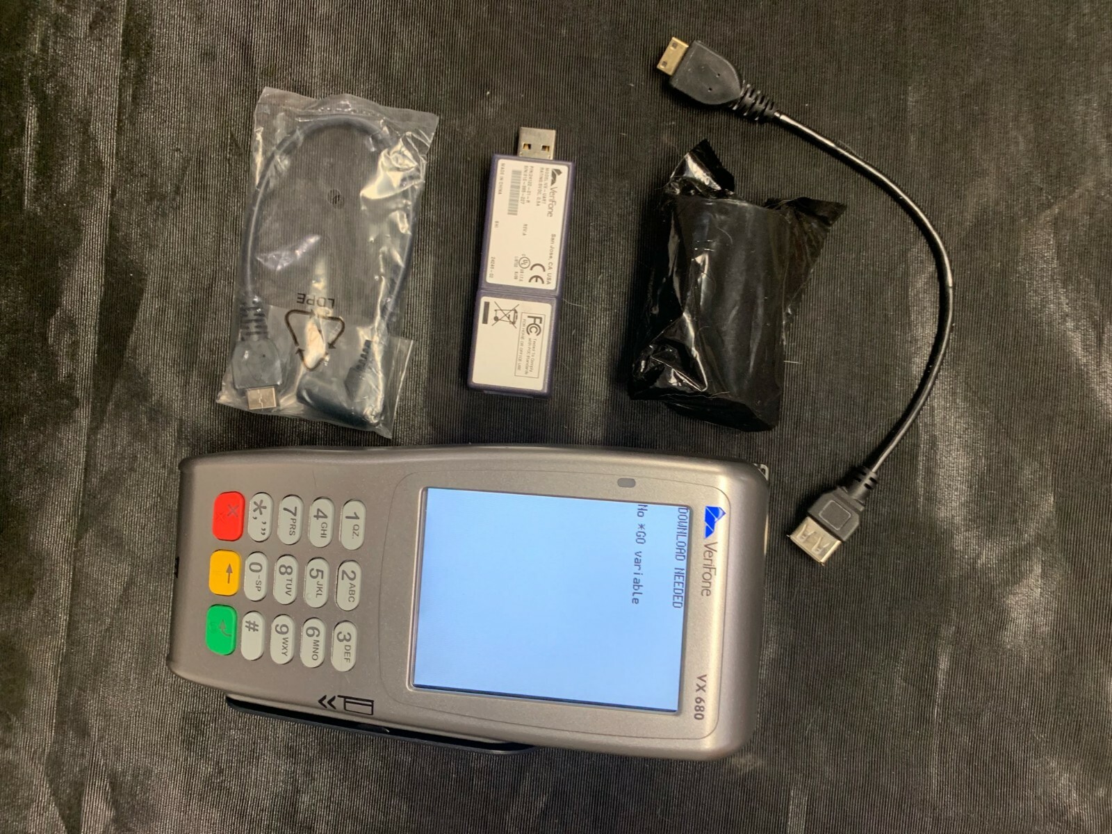 VeriFone VX680 Wireless Credit Card M268-793-C6-USA-3 CBL268-003-01-B VX-UART
