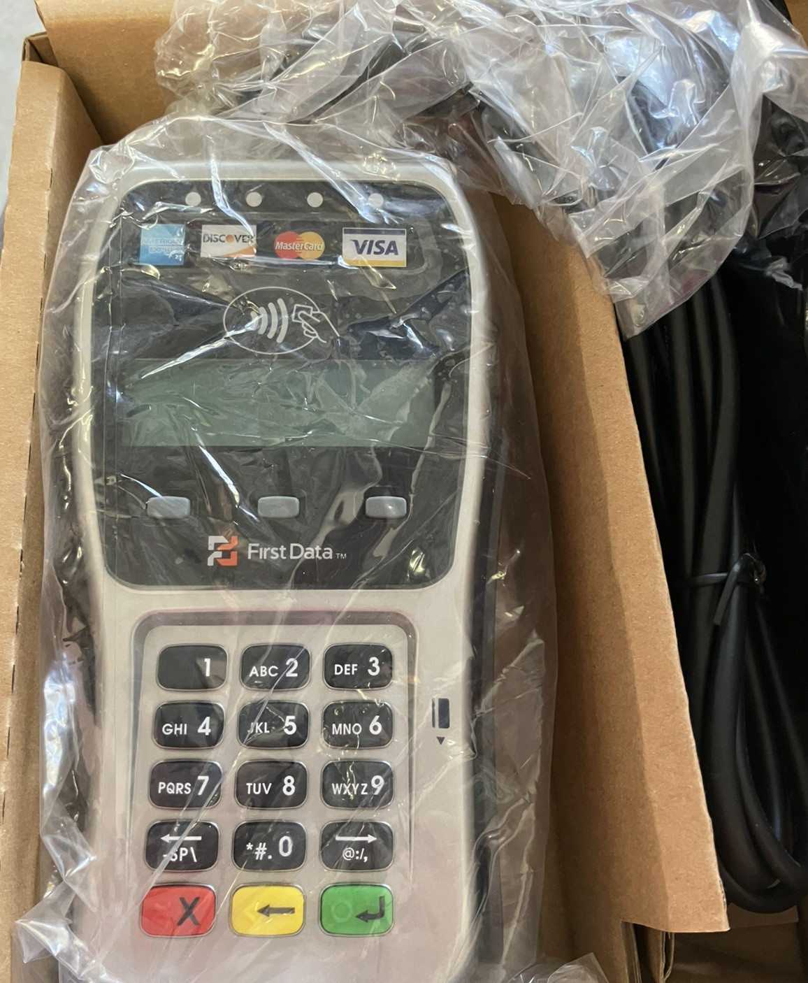 First Data FD-35 Credit Card Reader