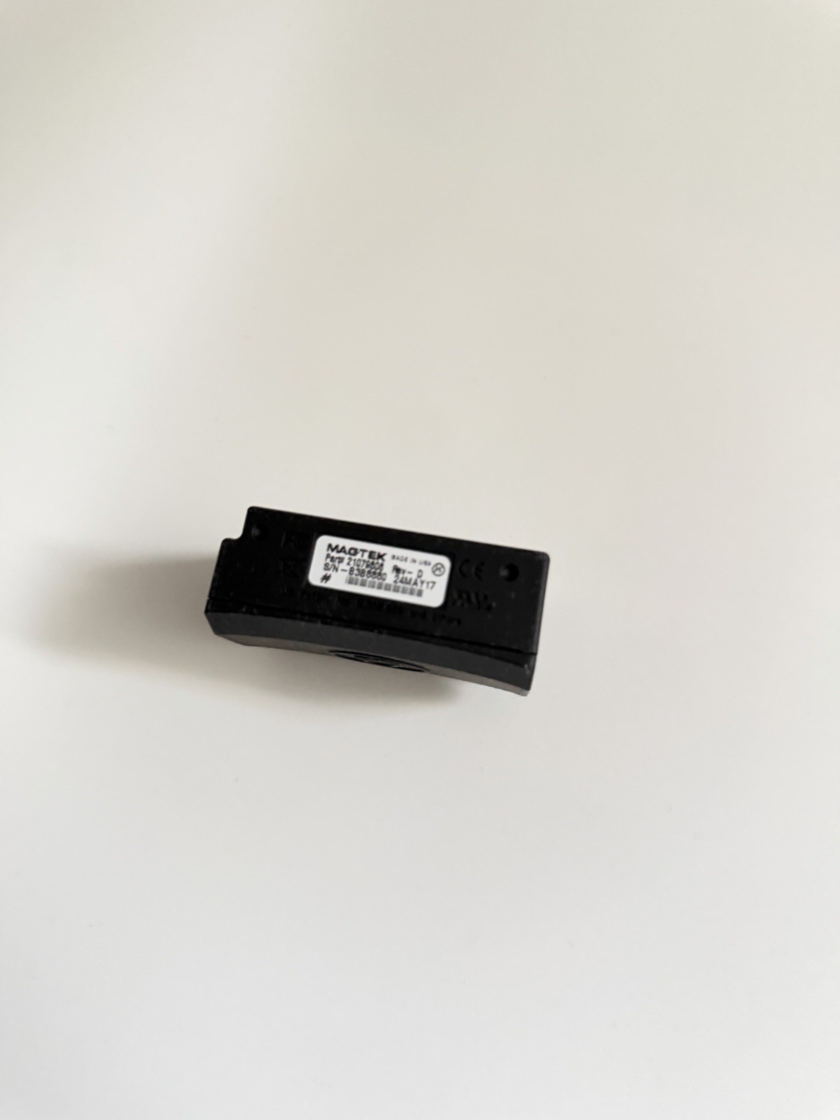 MAGTEK Stick On Bluetooth/USB Card Reader, P/N 21079806