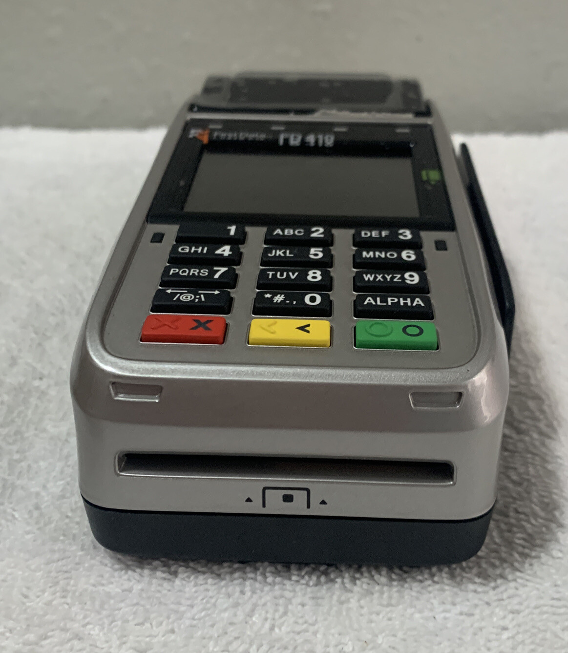 First Data FD 410 aAPT-103PUW Credit Card Payment Processing Terminal