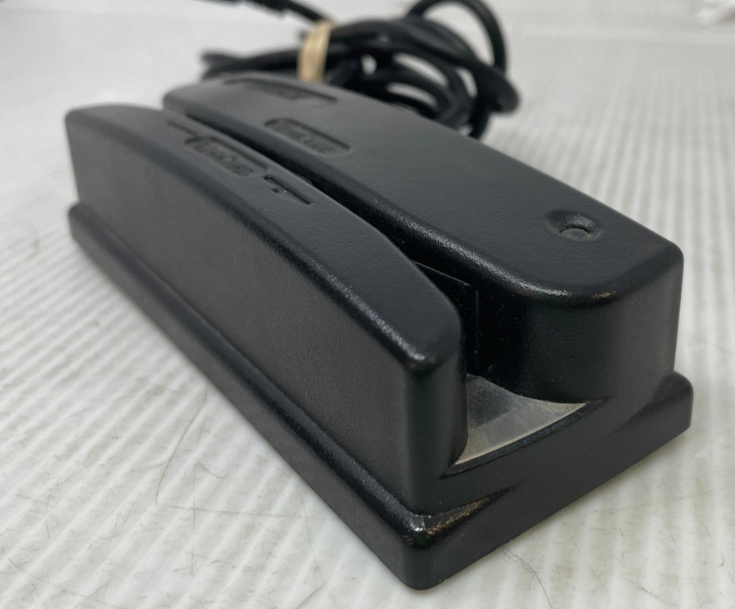 IDTECH Omni Barcode BadgeID and Magstripe Reader WCR3237-733U