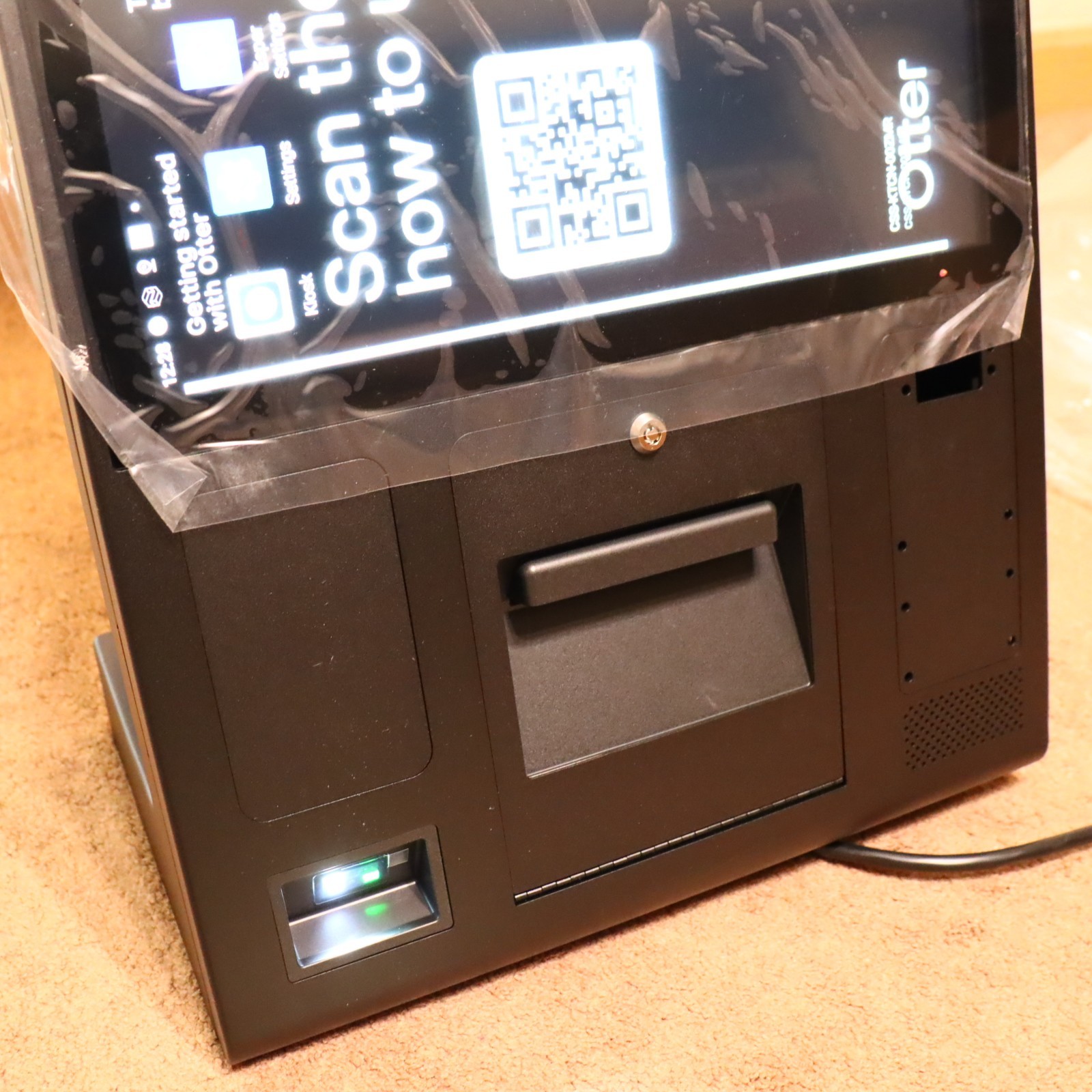 Otter POS K86B Self-Service Kiosk 27″ Touchscreen F14 Android 12 3GB 64GB SSD