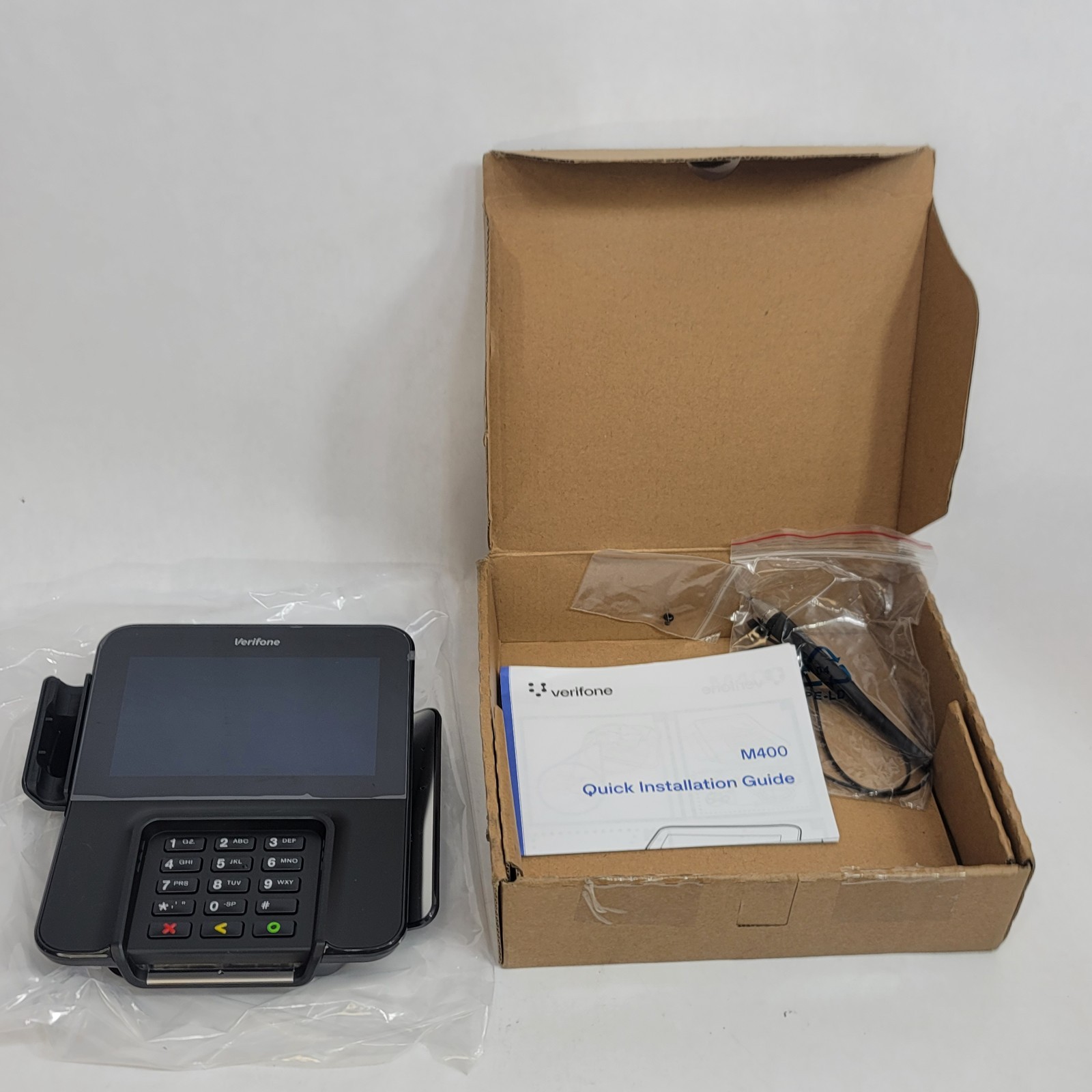 VERIFONE M400 WIFI/BT (PCI5) M445-403-01-WWA-5 CREDIT CARD TERMINAL * NEW