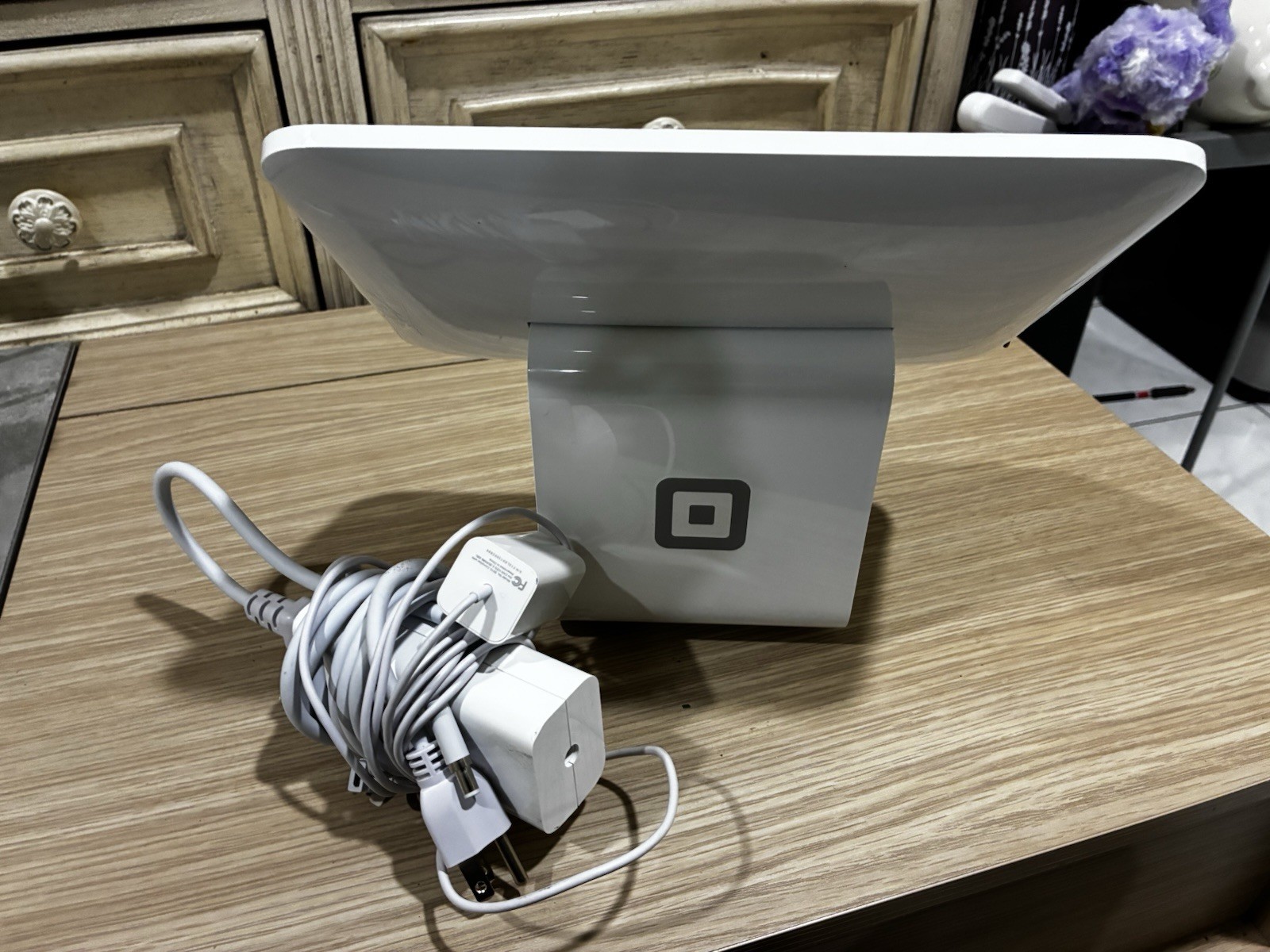 Square Stand for iPad – P.O.S System w/ Power Adapter & Cables, and CC Reader