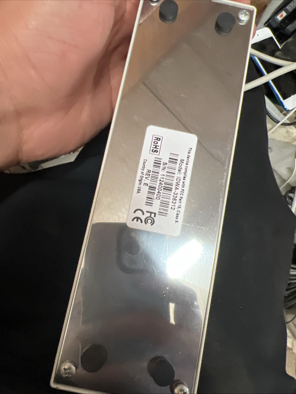 ID TECH IDWA-336312 Card Reader