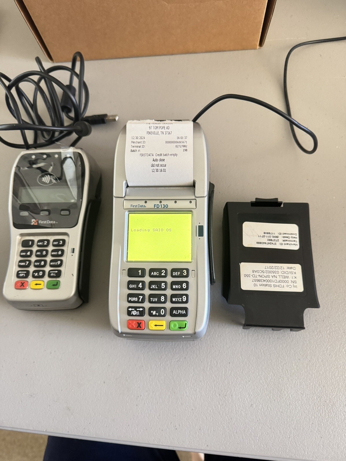 First Data FD130 Credit Card Terminal Reader W/ First Data FD-35 Pin Pad
