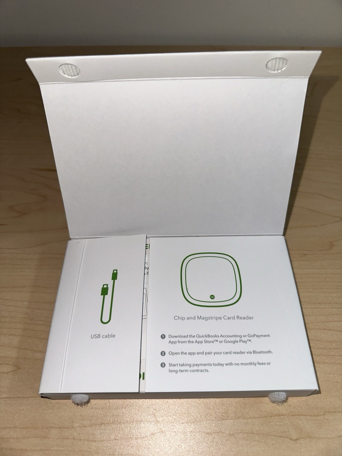 Intuit QuickBooks Chip and Magstripe Card Reader POS Credit Card Reader Open Box