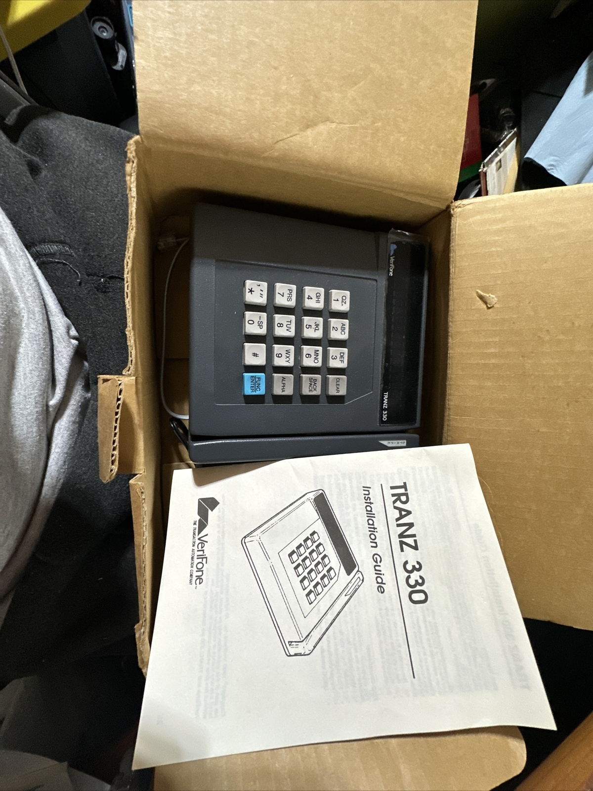 CREDIT CARD PROCESSOR TERMINAL READER VeriFone T330 Payment Machine w Pin-Pad