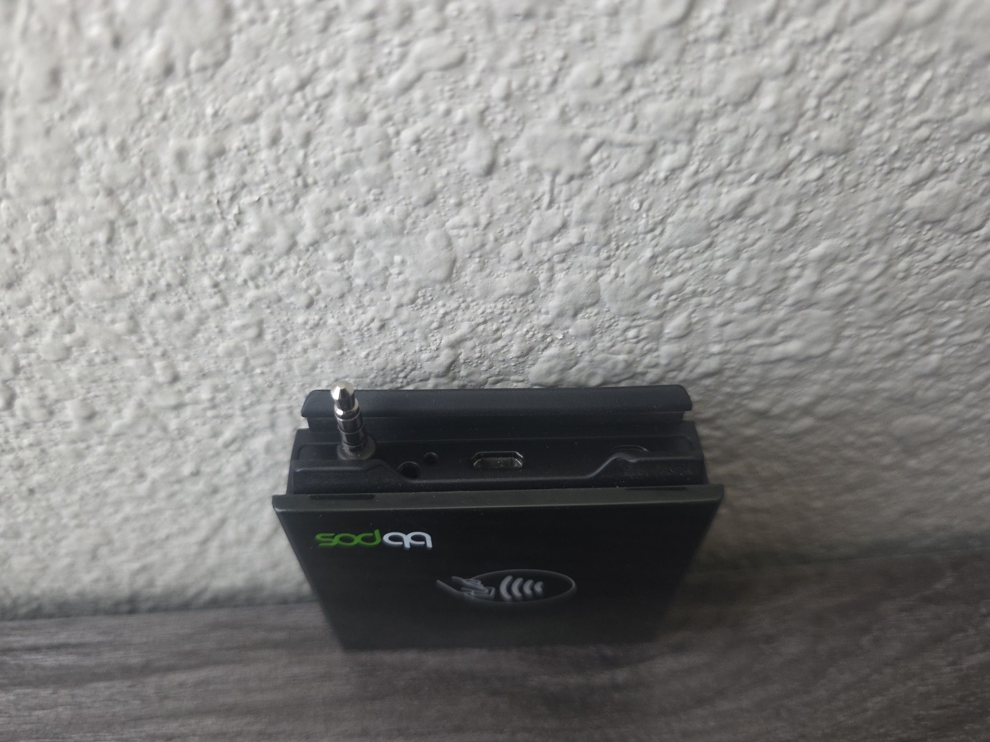 BBPOS Chipper 2X Plug In Card Reader 2AB7X-CHC2X Black