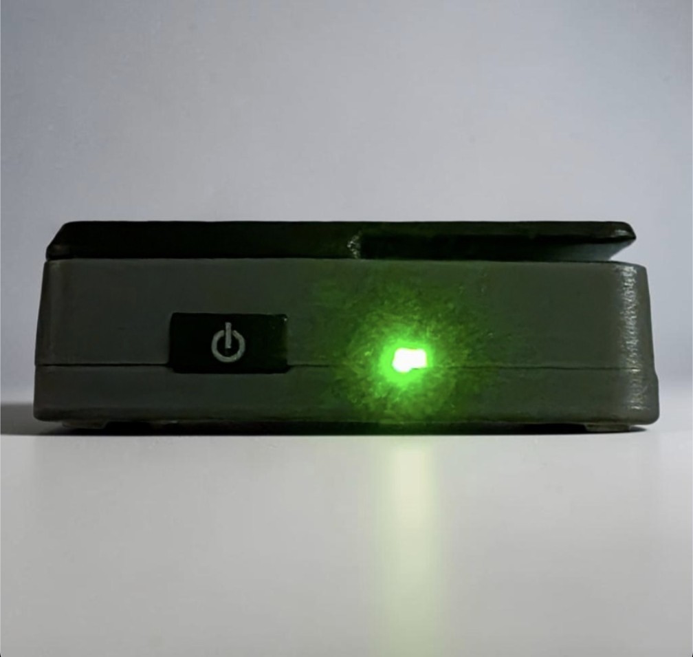 BBPOS Chipper Bluetooth Card Reader 2AB7X Black w/Case & Cord