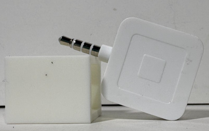 Square A-PKG-0206-01 Credit Debit Card Reader – White