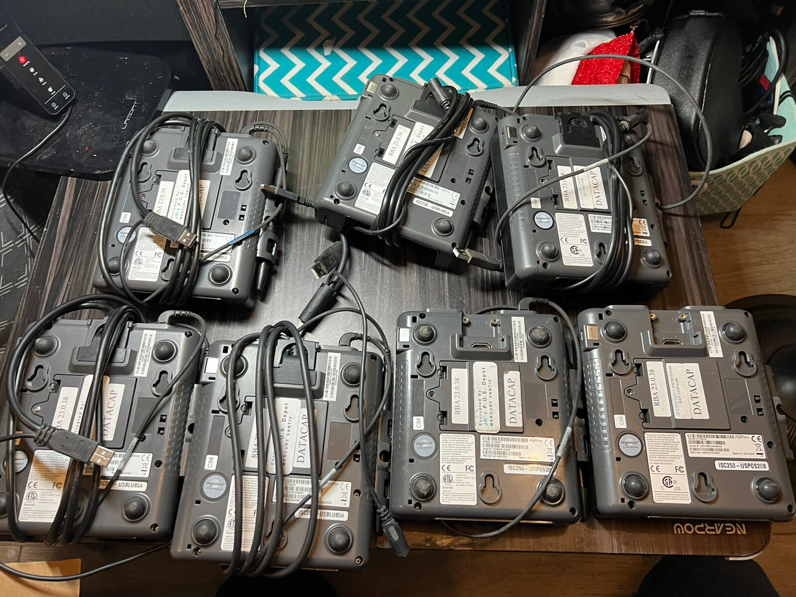 LOT OF (7))Ingenico ISC Touch 250