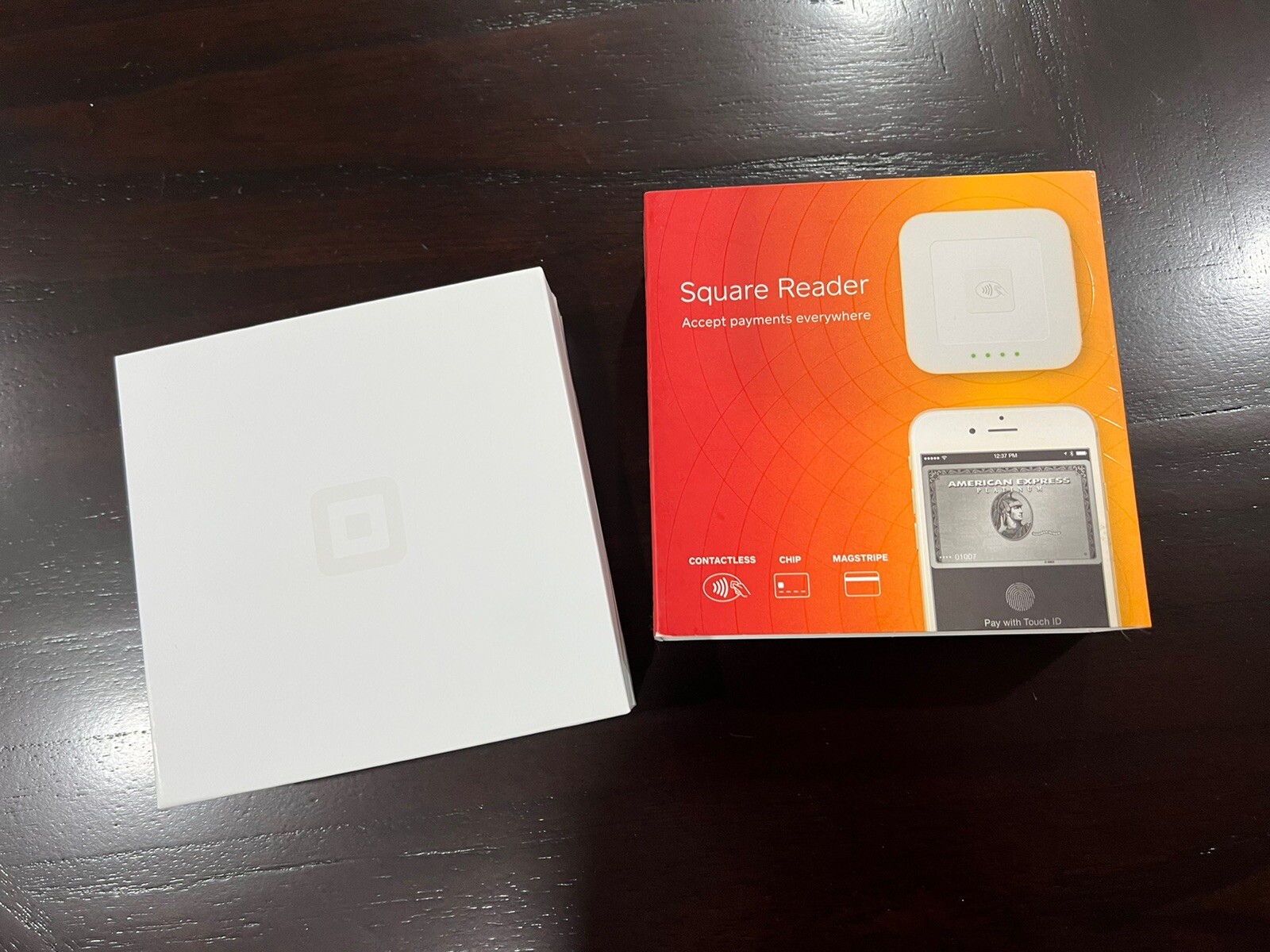 Square Reader for Contactless Chip Reader (App Store/Google Play) With Swiper