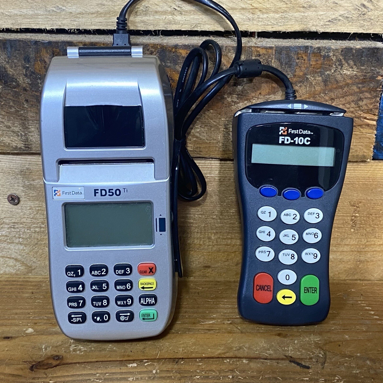 First Data FD50 EMV NFC Credit Card And FD-10C Bundle Untested No Power Cord