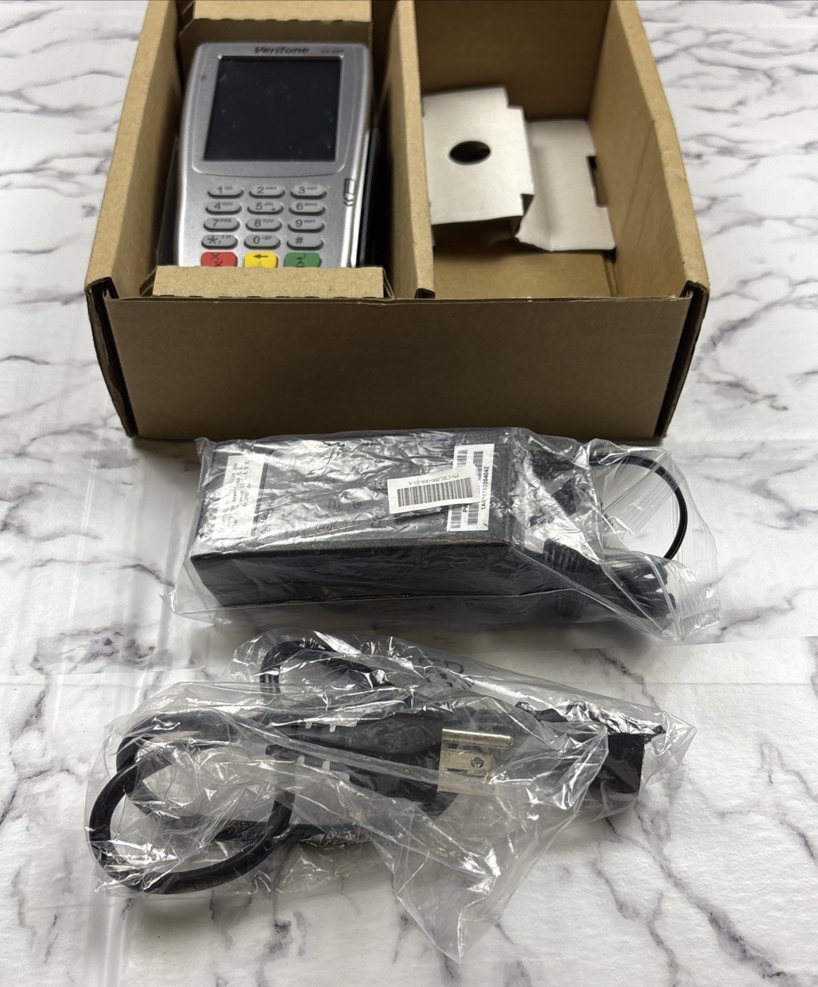 Verifone VX680 Handheld Terminal Station – Open Box – POS Terminal Charger