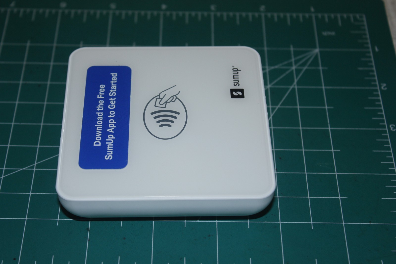 SUMUP CARD TERMINAL READER -PORTABLE ALL IN 1. READ THE DESCRIPTION. UNTESTED.