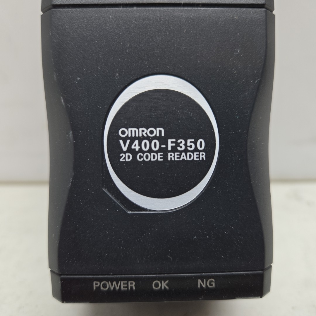 Omron V400-F350 2D Bar Code Reader Used Read Cracked Housing See Pictures