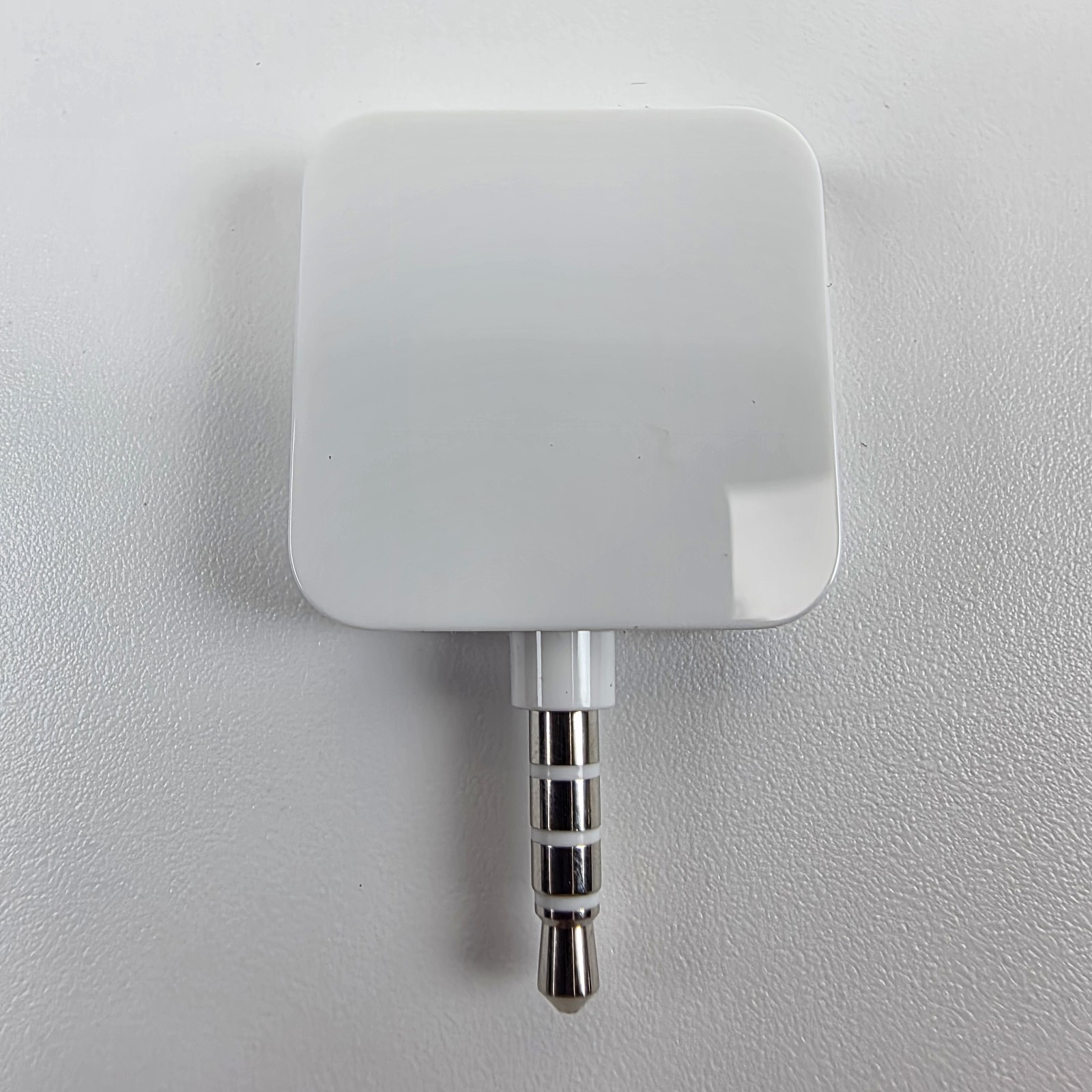Square Reader for Mag Strip – 3.5mm Headphone Jack – Credit Card Payment Device