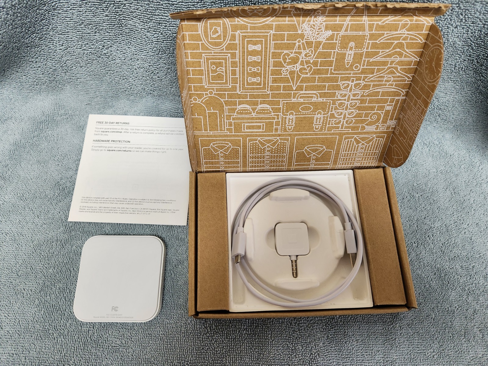 Square Pay Model S8 Contactless Payment Card Reader With Cable, Box